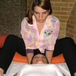 Nova terapia reúne conversa e massagem