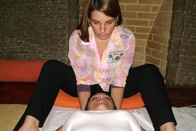 Leia mais sobre o artigo Nova terapia reúne conversa e massagem